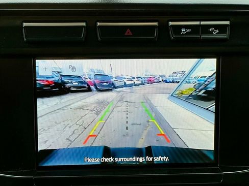 Used 2024 Ford F350 XLT w/ FX4 Off-Road Package image 27