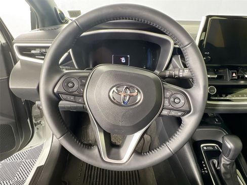 Used 2025 Toyota Corolla XSE FWD image 11