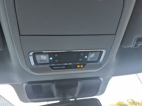 New 2026 Ford F250 Lariat image 40