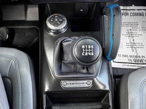 Used 2023 Ford Bronco Black Diamond AWD/4WD image 32