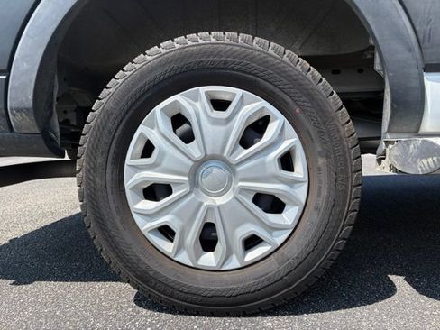 Used 2025 Ford Transit 250 Low Roof w/ Exterior Upgrade Package RWD image 19