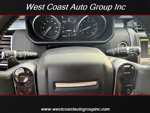 Used 2020 Land Rover Discovery Landmark image 26