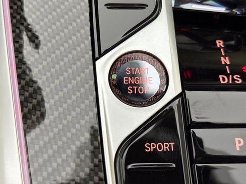 Used 2025 BMW X7 M60i image 37