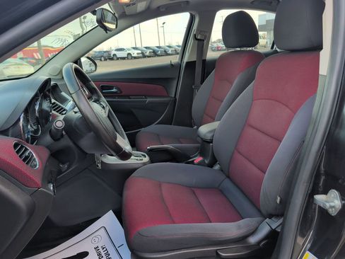 Used 2014 Chevrolet Cruze LT w/ All-Star Edition image 8