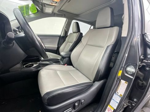 Used 2016 Toyota RAV4 Limited AWD/4WD image 5