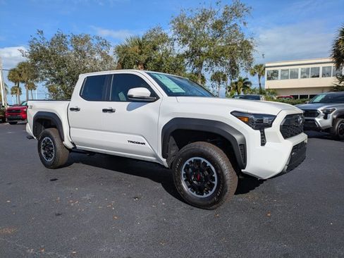 New 2025 Toyota Tacoma TRD Off-Road image 2