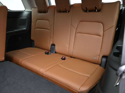 Used 2026 Nissan Pathfinder Platinum w/ Cargo Package FWD image 39