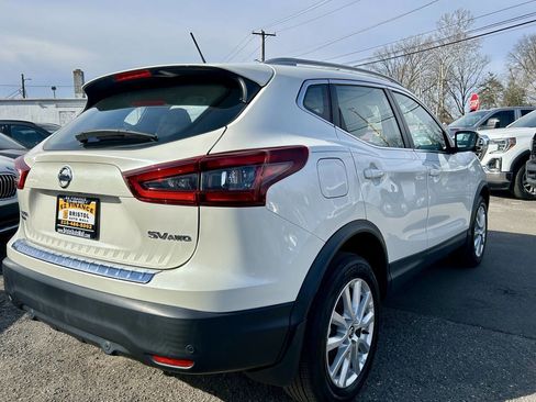 Used 2021 Nissan Rogue Sport SV w/ Technology Package image 6