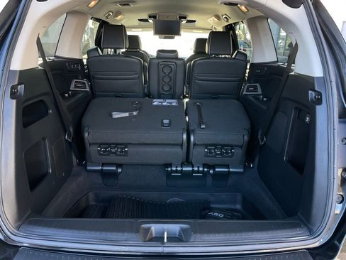 Certified 2025 Honda Odyssey Touring image 44