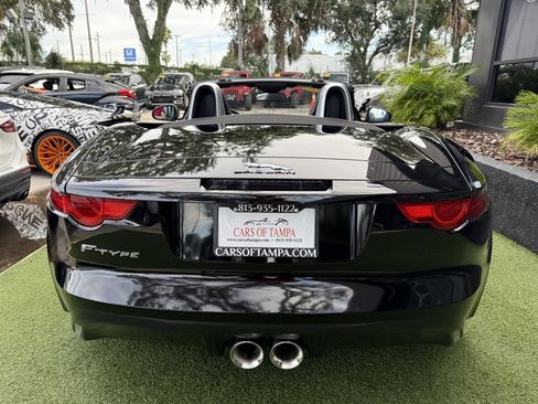 Used 2017 Jaguar F-TYPE Convertible image 5