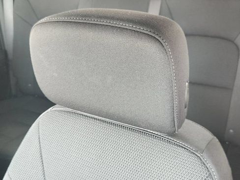 Used 2026 Chevrolet Colorado LT RWD image 23