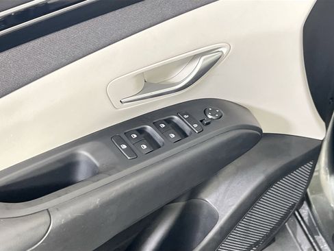 Used 2023 Hyundai Tucson SEL w/ Convenience Package image 17