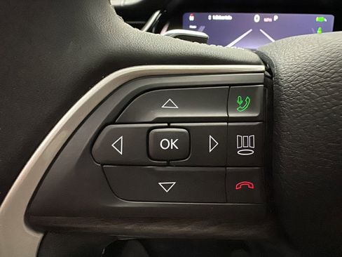 Used 2022 Jeep Grand Cherokee Limited 4xe image 23