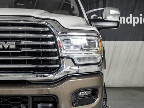 Used 2023 RAM 3500 Limited image 42