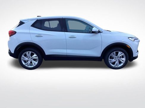 Used 2025 Buick Encore GX Preferred AWD/4WD image 10