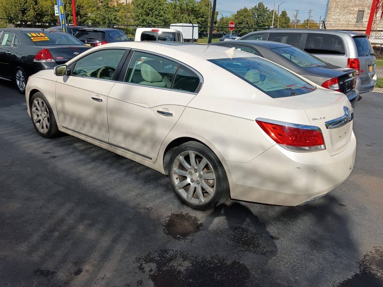 Used 2013 Buick LaCrosse Touring FWD image 2