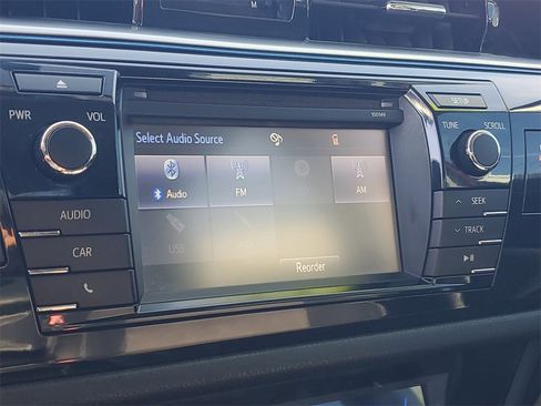 Used 2014 Toyota Corolla L image 20