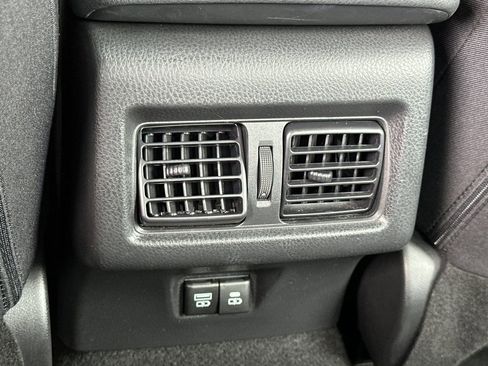 Used 2025 Toyota Camry LE image 15