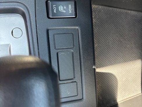 Used 2015 Subaru Forester 2.5i Premium w/ All-Weather Package image 22