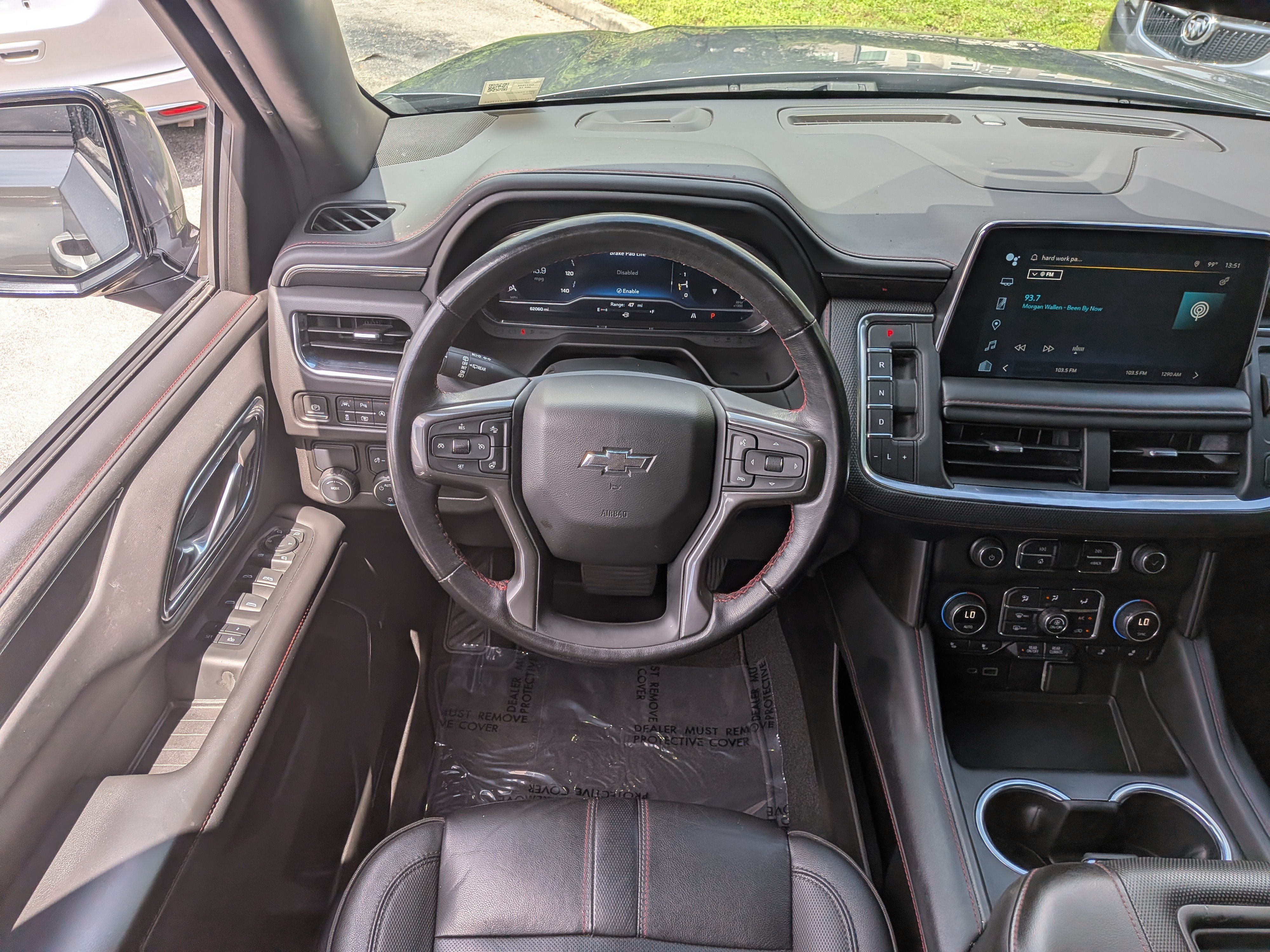 Used 2022 Chevrolet Tahoe RST w/ Luxury Package RWD image 18