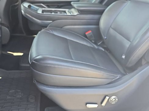 Used 2025 Lincoln Navigator Reserve AWD/4WD image 23