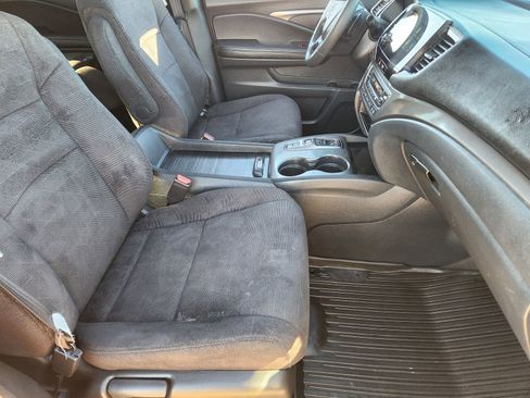 Used 2022 Honda Pilot Sport image 18