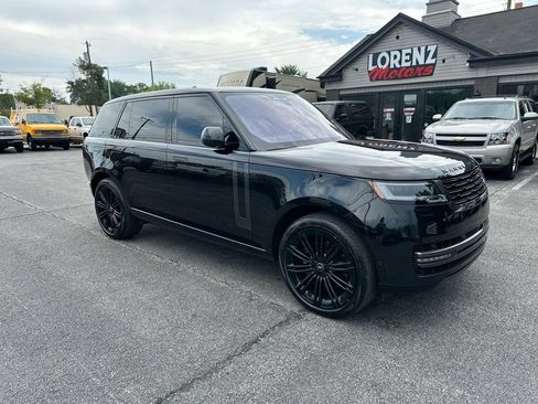 Used 2023 Land Rover Range Rover Long Wheelbase SE AWD/4WD image 6