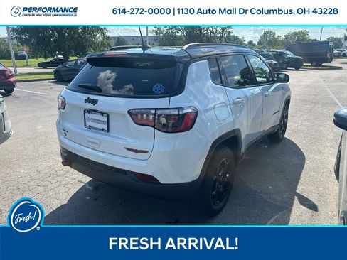 Used 2023 Jeep Compass Trailhawk w/ Sun and Sound Group AWD/4WD image 4