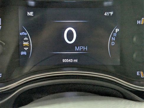 Used 2019 Jeep Grand Cherokee Trailhawk w/ Trailhawk Luxury Group image 26