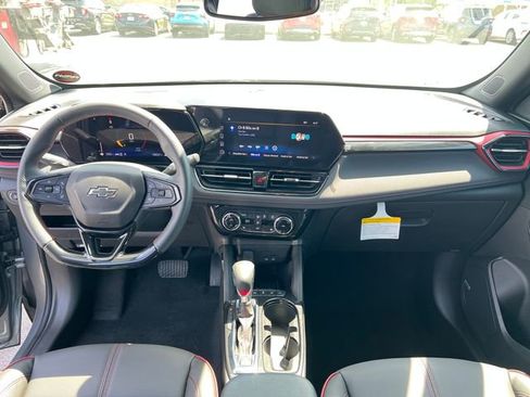 Certified 2026 Chevrolet TrailBlazer RS w/ Convenience Package AWD/4WD image 14