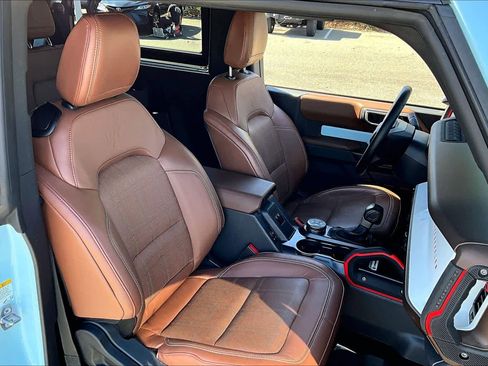 Used 2024 Ford Bronco Heritage Edition image 8