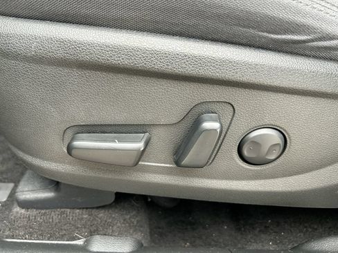 Used 2023 Hyundai Santa Fe SEL FWD image 12