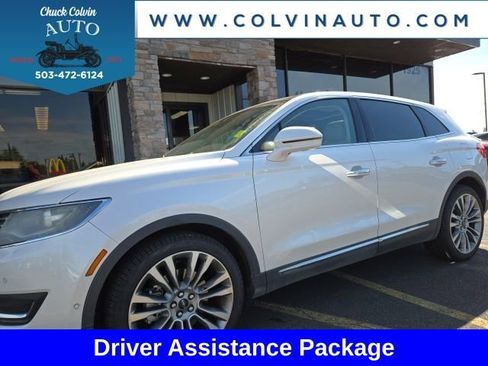 Used 2017 Lincoln MKX Reserve w/ Driver Assistance Package AWD/4WD image 4
