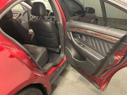 Used 2015 Ford Taurus Limited w/ Equipment Group 301A image 23