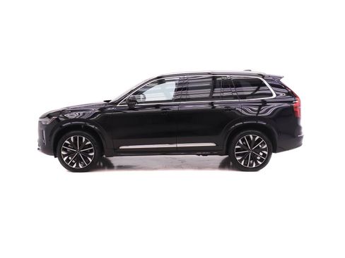 New 2026 Volvo XC90 T8 Ultra w/ Protection Package Premier AWD/4WD image 3