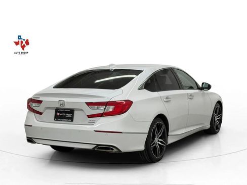 Used 2021 Honda Accord Touring image 6