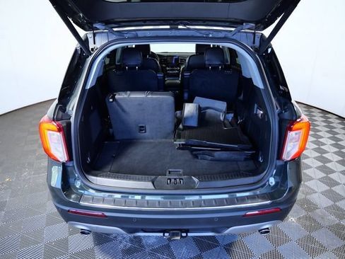 Certified 2023 Ford Explorer Limited w/ Equipment Group 301A AWD/4WD image 8