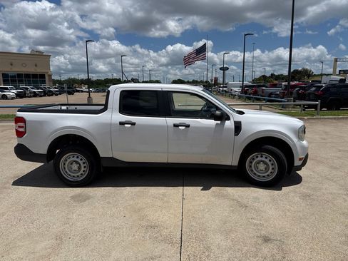 Used 2022 Ford Maverick XL FWD image 17