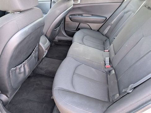 Used 2018 Kia Optima LX image 25