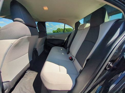 Used 2020 Toyota Corolla LE FWD image 26