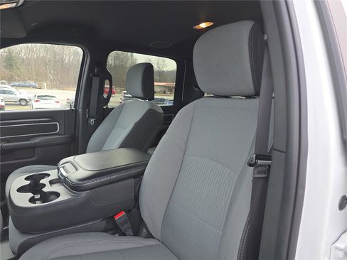 Used 2024 RAM 2500 Big Horn w/ Bed Utility Group image 20