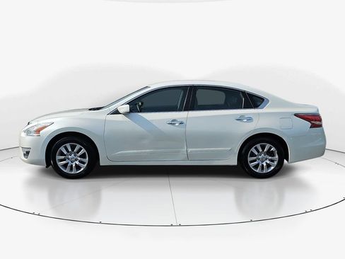 Used 2015 Nissan Altima 2.5 S w/ Power Driver Seat Package FWD image 10