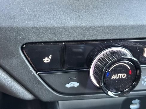 Certified 2025 Honda Accord SE image 15