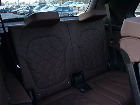 New 2026 BMW X7 xDrive40i w/ M Sport Package image 13