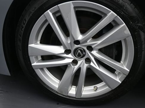 Used 2021 Lexus IS 300 w/ Comfort Package image 12