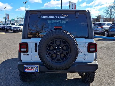 Used 2023 Jeep Wrangler Unlimited Sport AWD/4WD image 5