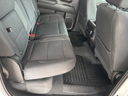 Used 2023 Chevrolet Silverado 1500 LT image 27