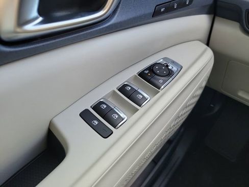 New 2026 Kia Carnival EX image 28