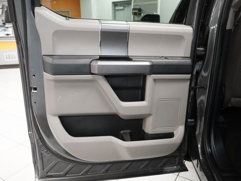 Used 2019 Ford F150 XLT w/ XTR Package image 23