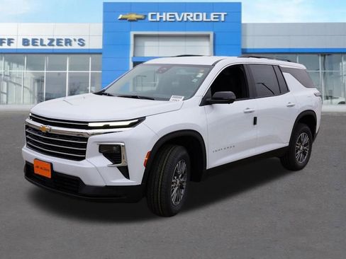 New 2026 Chevrolet Traverse LT w/ Driver Confidence Package image 7